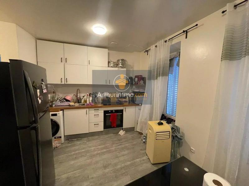 Immeuble - 84 m² - 5 pièces