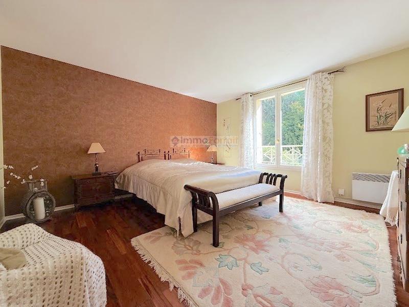 Maison - 180 m² - 7 pièces