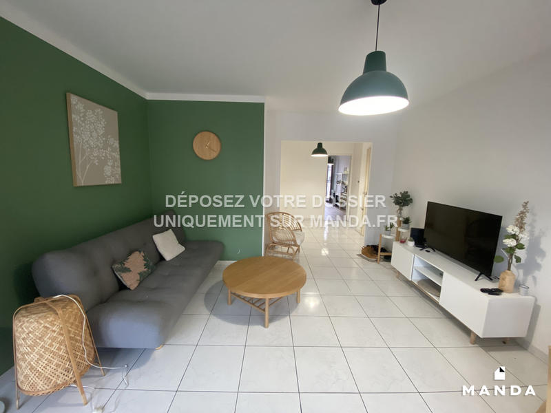 Chambre - 10 m² - 4 pièces