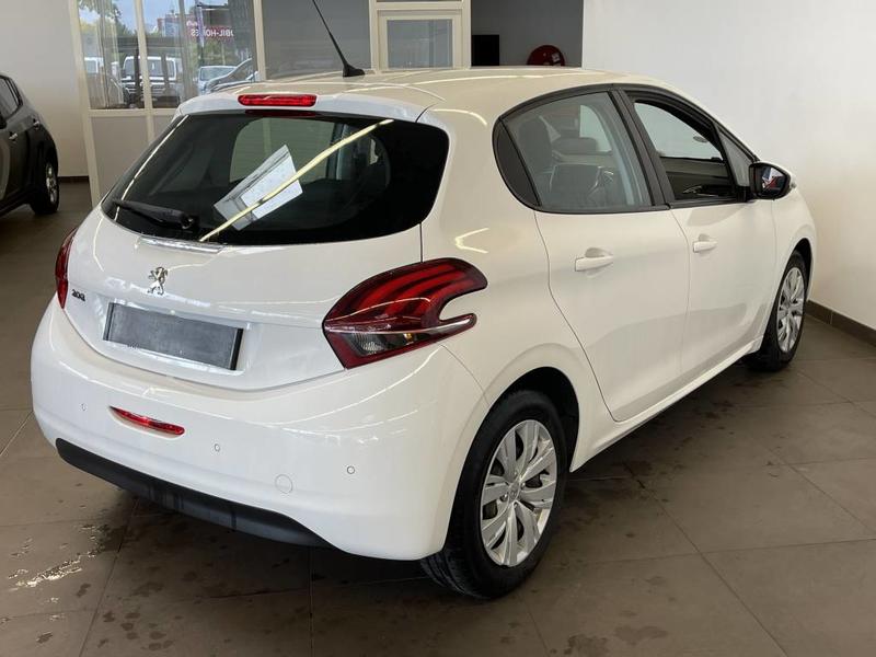 Peugeot 208 1.6 BlueHDi 75 Active