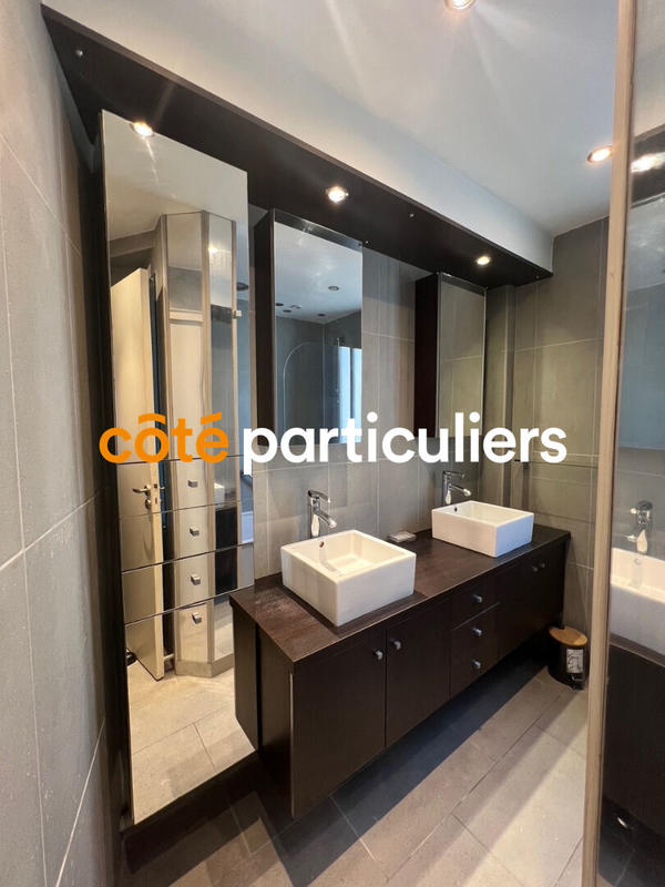 Appartement - 84 m² - 4 pièces