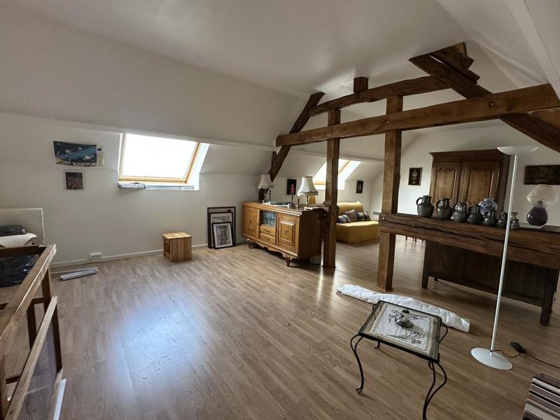 Maison - 200 m² - 6 pièces