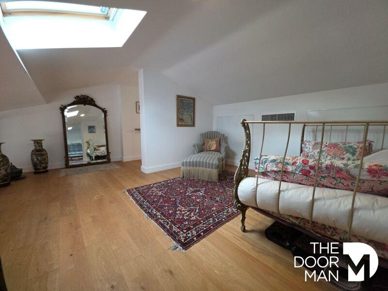 Appartement - 193 m² - 4 pièces