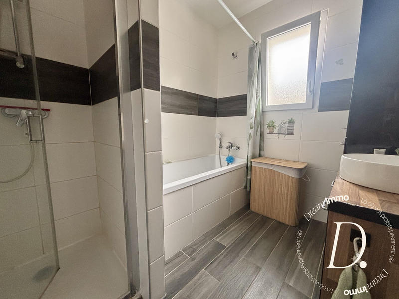 Maison - 101 m² - 4 pièces