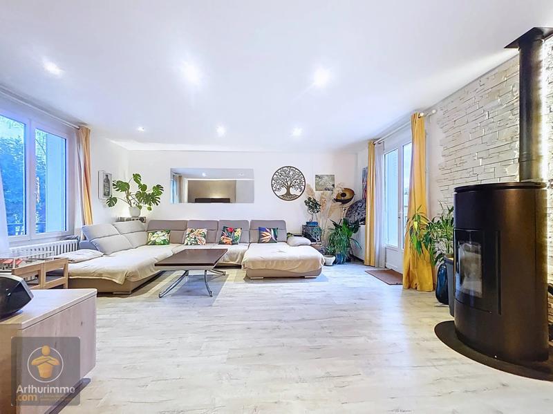 Maison - 107 m² - 5 pièces