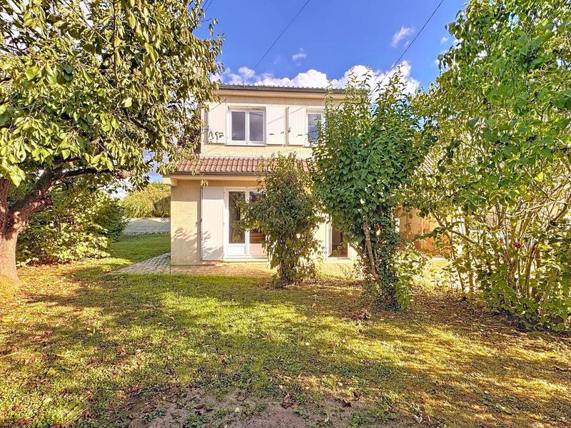 Maison - 102 m² - 5 pièces