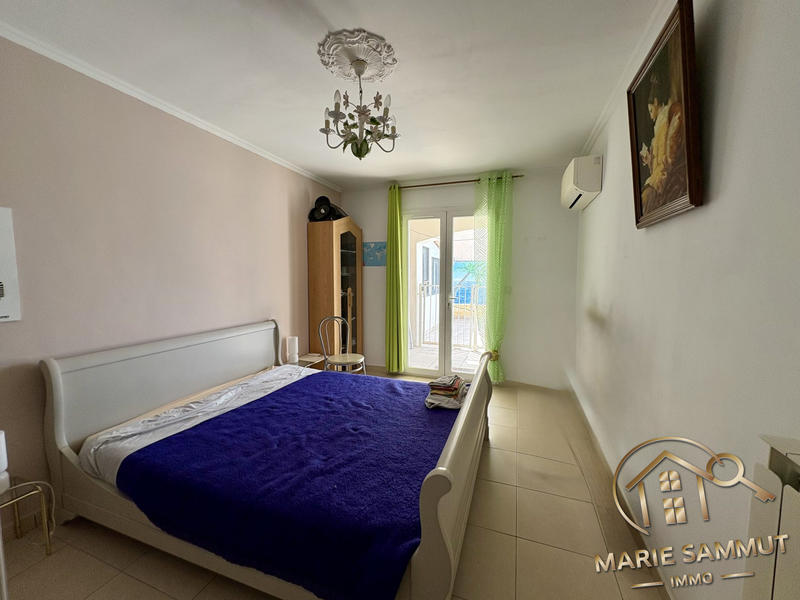 Maison - 180 m² - 6 pièces