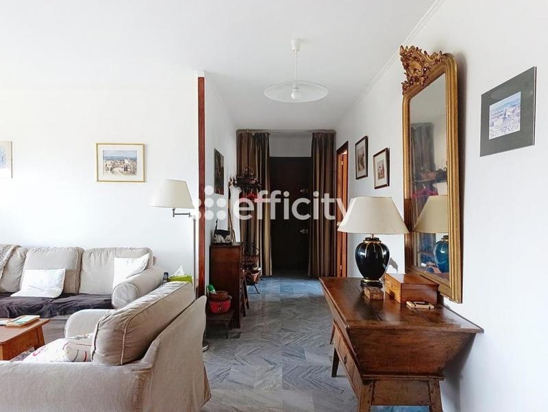 Appartement - 94 m² - 4 pièces