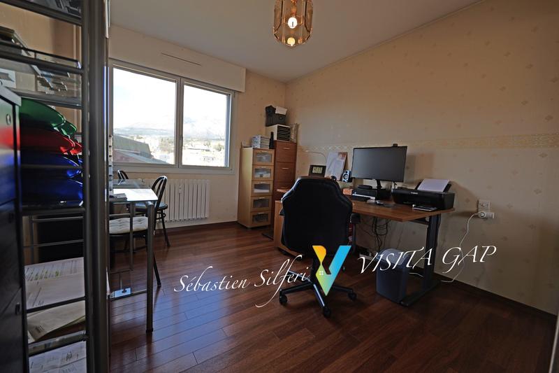 Appartement - 103 m² - 4 pièces