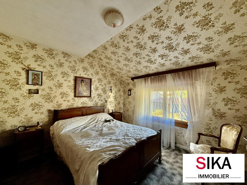 Maison traditionnelle - 154 m² - 7 pièces