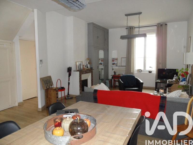 Maison - 90 m² - 5 pièces
