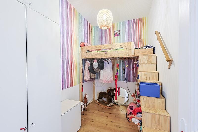 Appartement - 90 m² - 4 pièces