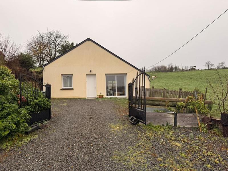 Maison - 192 m² - 9 pièces