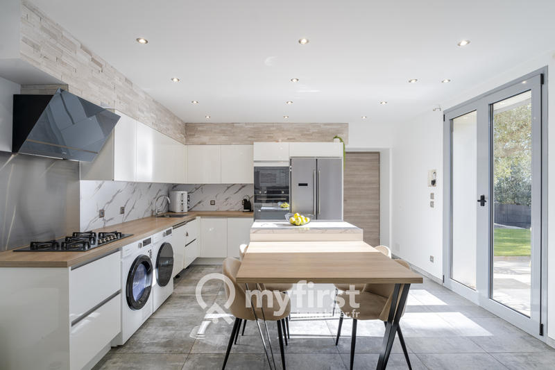 Appartement - 86 m² - 4 pièces