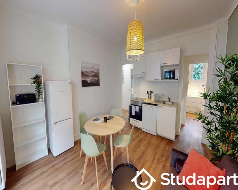 Chambre - 23 m² - 1 pièce