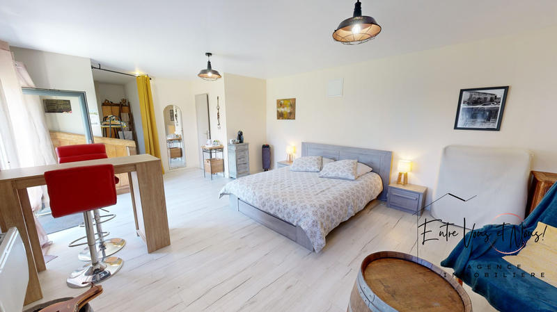 Maison ancienne - 235 m² - 7 pièces