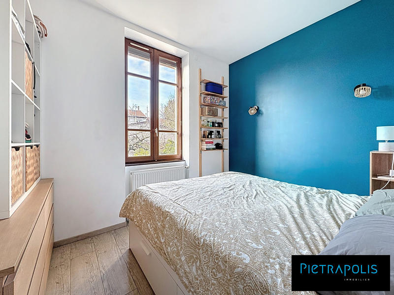 Maison traditionnelle - 123 m² - 6 pièces