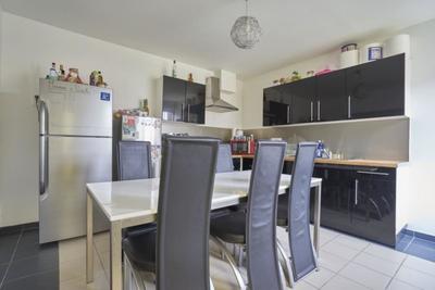 Maison - 107 m² - 6 pièces