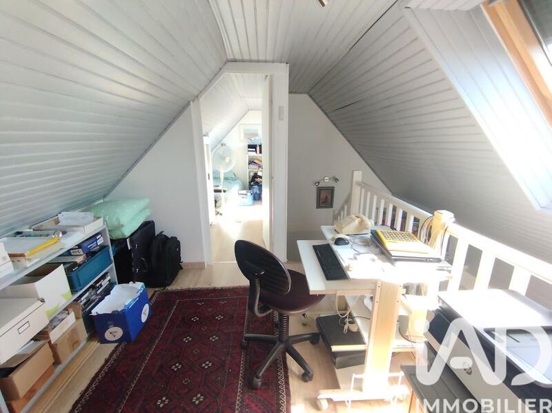 Maison - 167 m² - 8 pièces