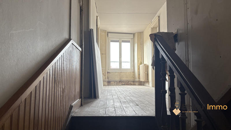 Maison ancienne - 183 m² - 6 pièces