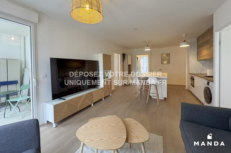 Chambre - 12 m² - 5 pièces