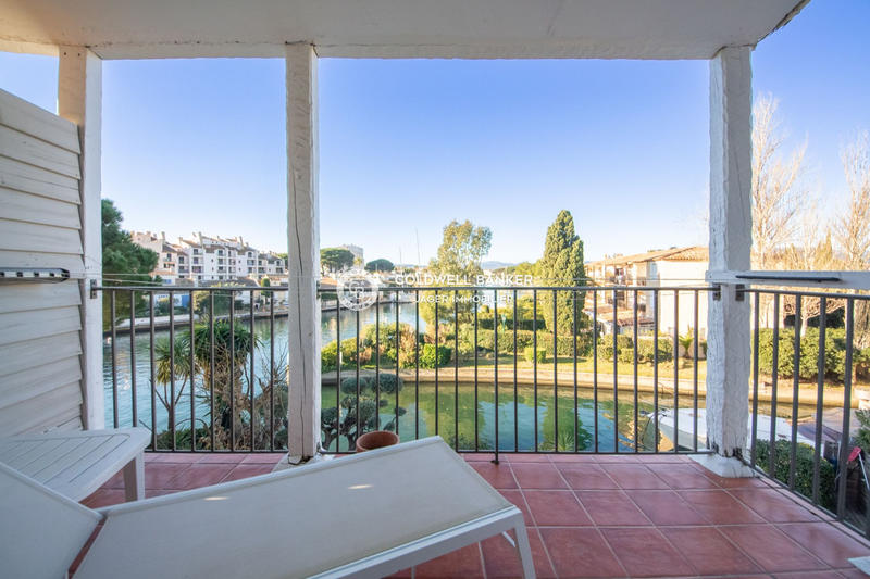 Villa - 100 m² - 5 pièces