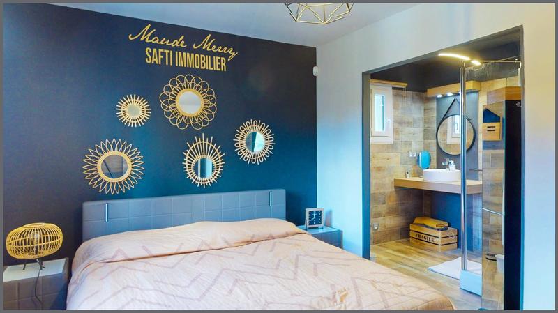 Maison - 163 m² - 7 pièces