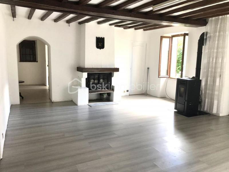 Maison traditionnelle - 100 m² - 4 pièces