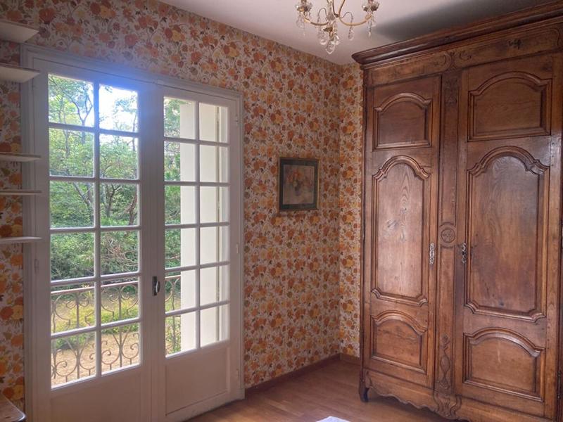 Propriété - 260 m² - 9 pièces