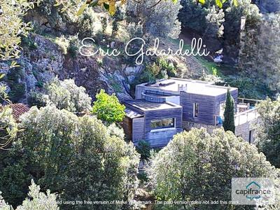 Maison - 155 m² - 6 pièces