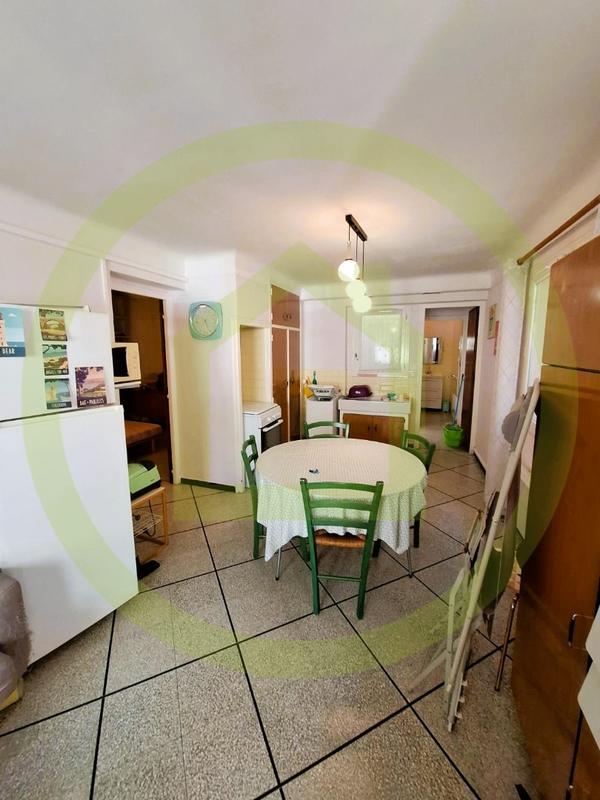 Appartement - 61 m² - 5 pièces