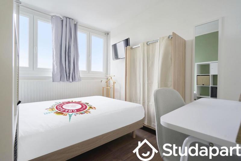 Chambre - 9 m² - 1 pièce