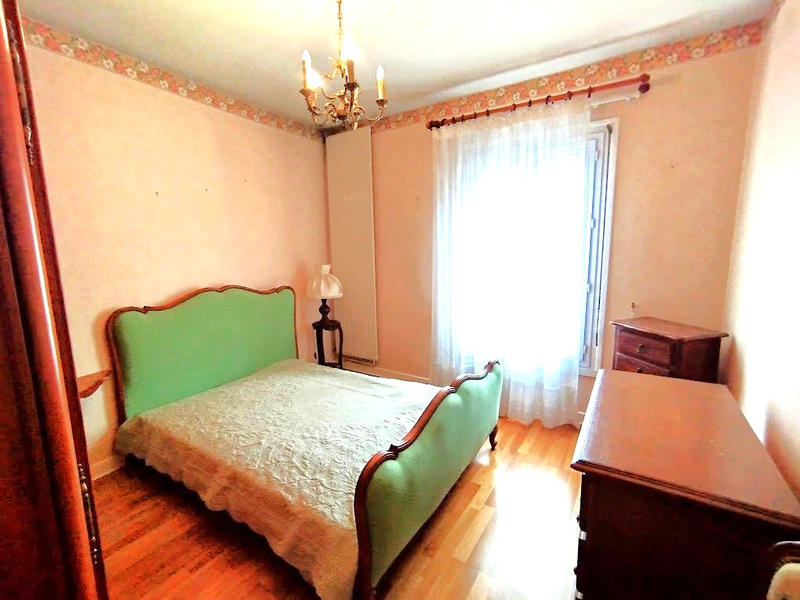 Appartement - 82 m² - 3 pièces