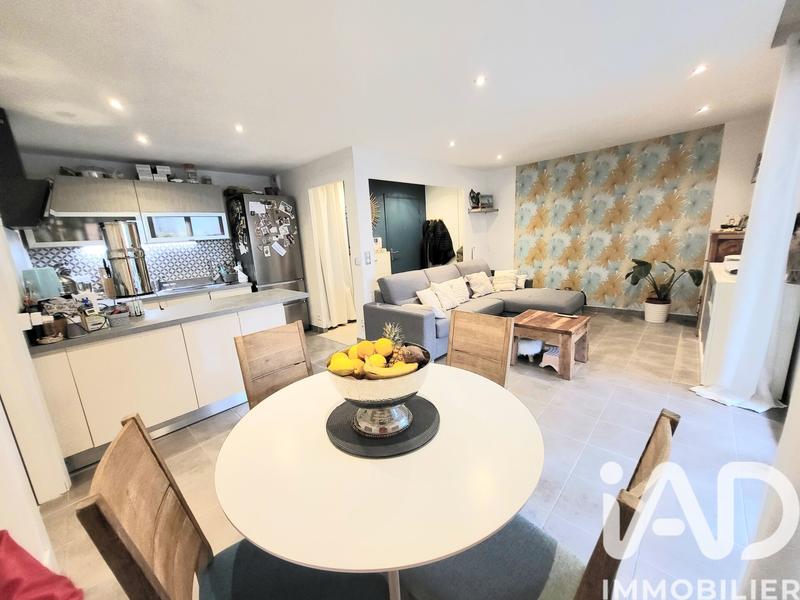 Appartement - 67 m² - 3 pièces