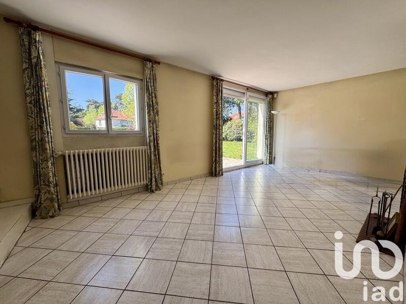 Maison - 195 m² - 7 pièces