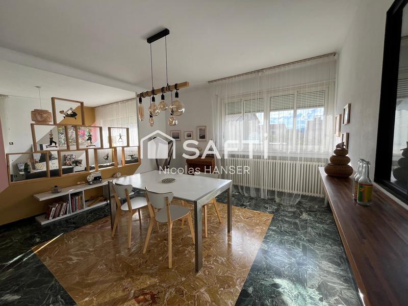 Maison - 184 m² - 8 pièces