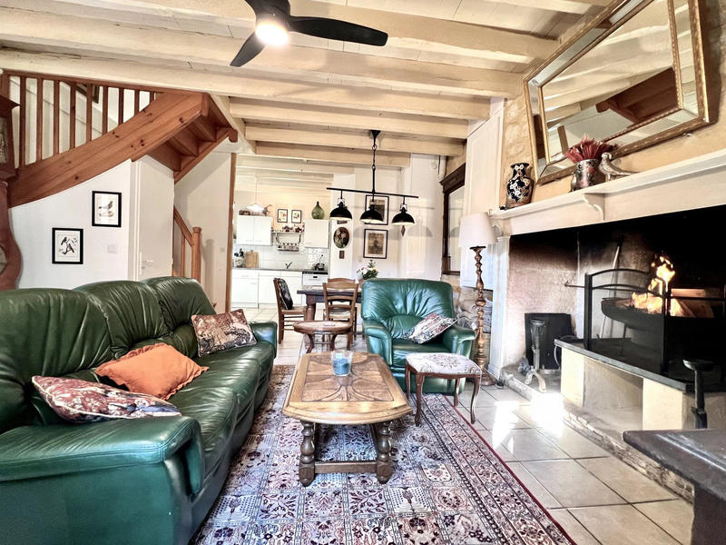 Maison traditionnelle - 81 m² - 6 pièces