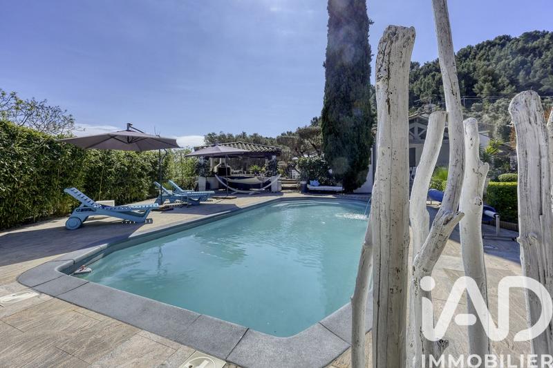 Maison - 168 m² - 5 pièces