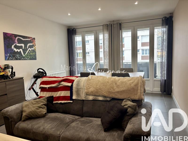 Appartement - 65 m² - 3 pièces