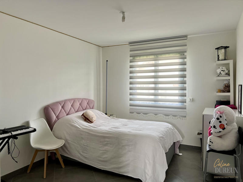 Maison - 183 m² - 7 pièces