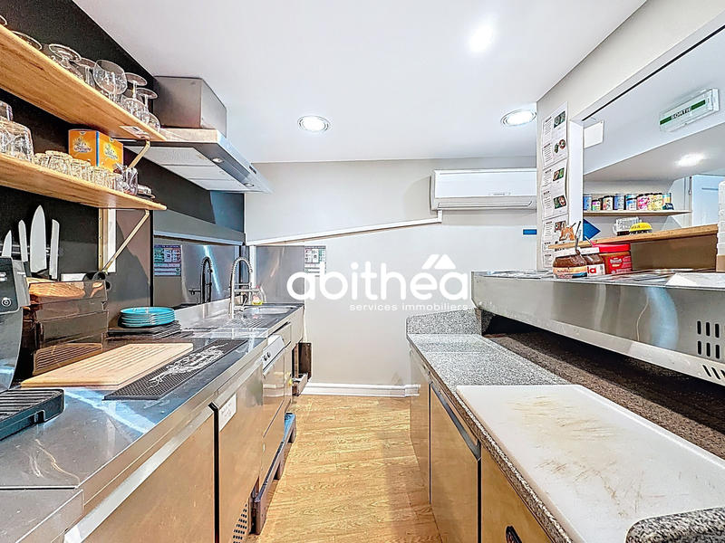 Fonds de commerce - Magasins - 70 m²