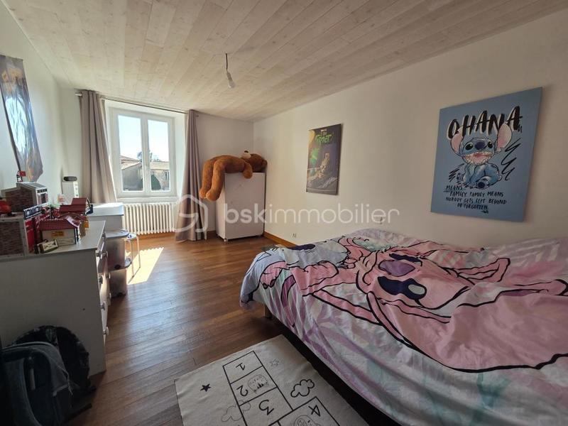 Maison de village - 254 m² - 10 pièces