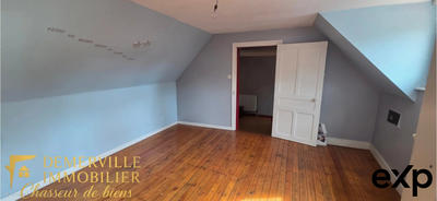 Maison - 153 m² - 7 pièces