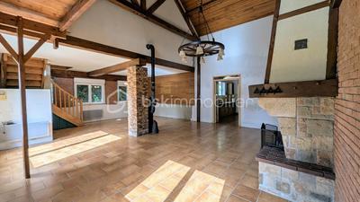 Maison traditionnelle - 138 m² - 4 pièces