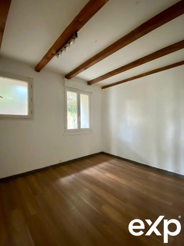 Maison traditionnelle - 134 m² - 4 pièces