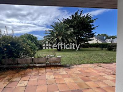 Maison - 830 m² - 14 pièces