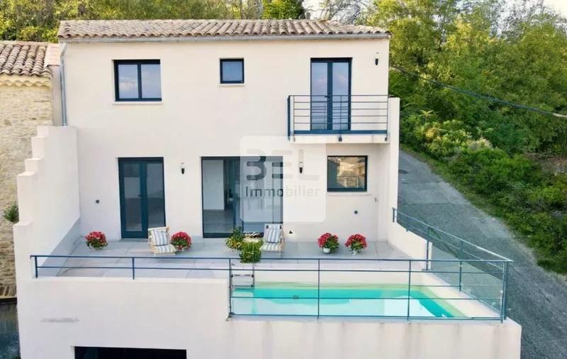 Villa - 147 m² - 8 pièces