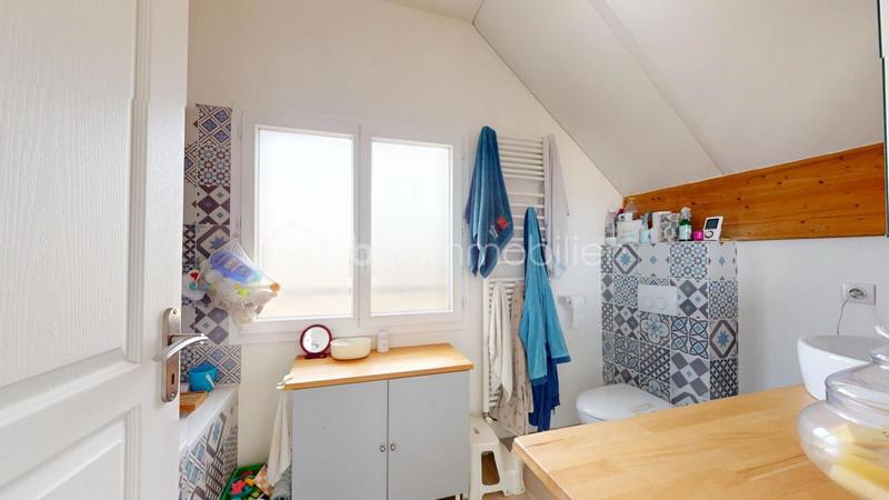 Maison - 122 m² - 6 pièces