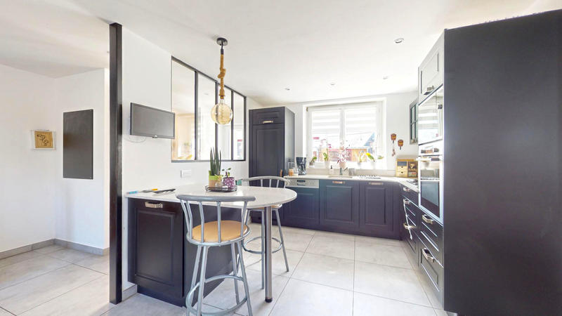 Maison chambre d'hôtes - 105 m² - 5 pièces