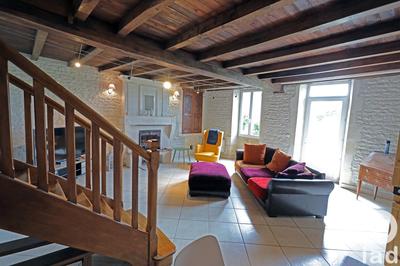 Maison - 213 m² - 5 pièces